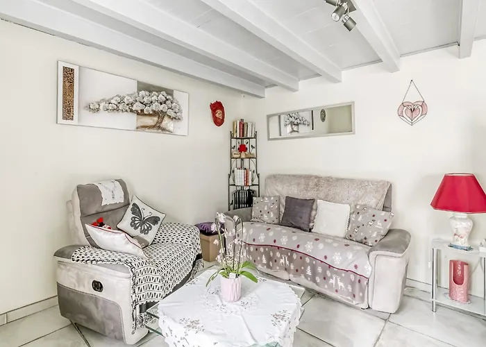 Charming In Heart Of Dax